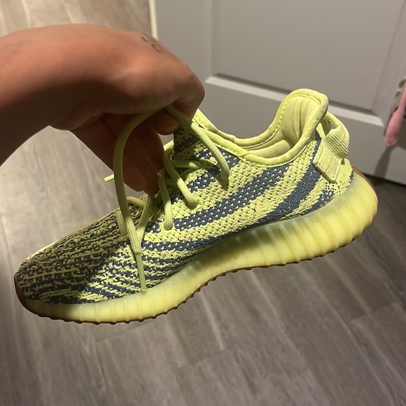 Yeezy boost 350 - Picture 3 of 10